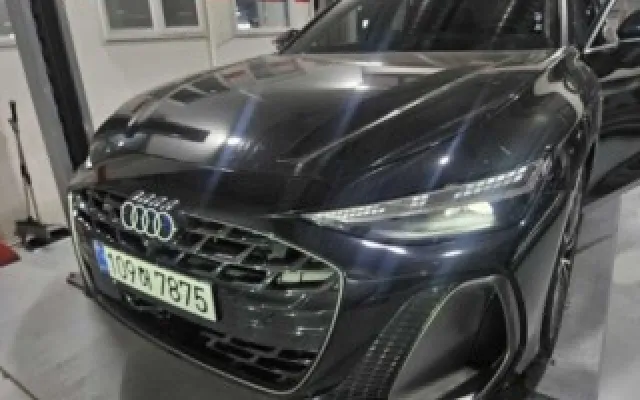 수원수입중고차매매사이트 A6 (C9) 45 TFSI 콰트로 S-라인 매물 사진 10 - 2026/06 4,717km